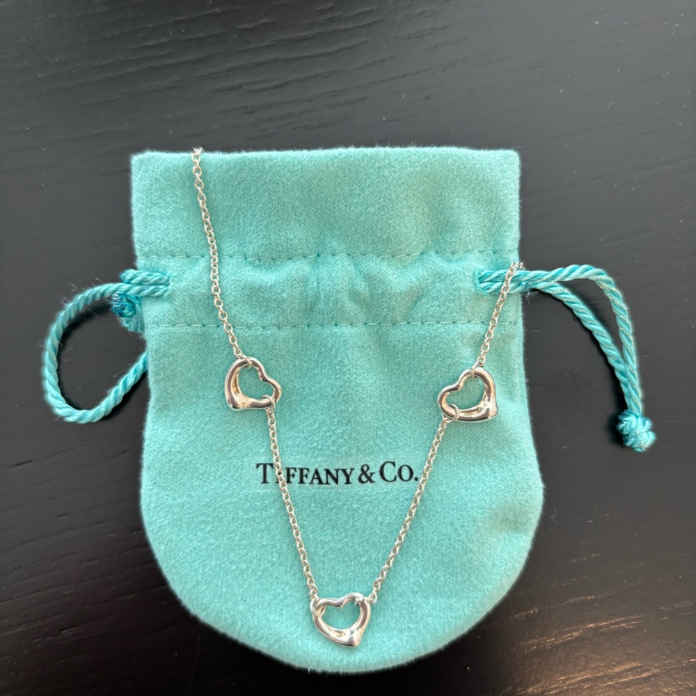 Elsa Peretti open 3 heart necklace - no longer made